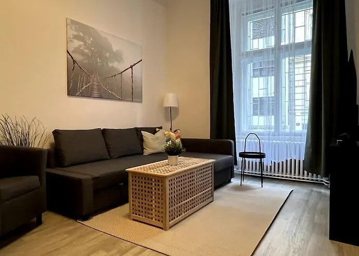 Cozy One Bedroom Apartment Close To City Center 4