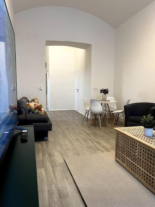 Cozy One Bedroom Close To City Center 4 Apartment Prague